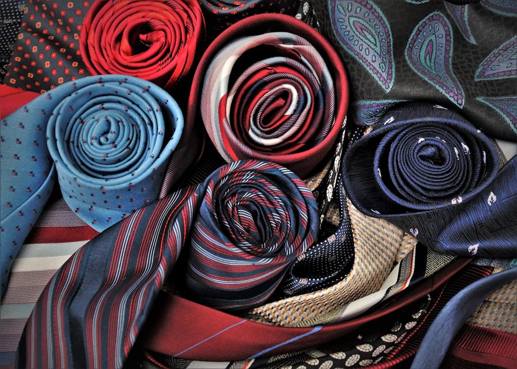 Organized kitchen drawers with labeled compartments